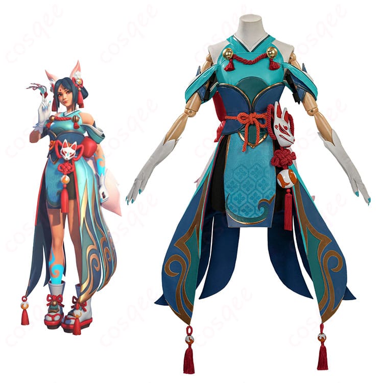 キリコ 稲荷の神コスプレ衣装を着用した全身イメージとフルセットの雰囲気が伝わる人物カット