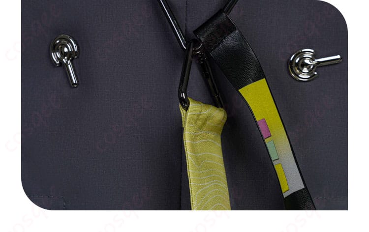 背面に取り付ける掛け飾りの構造と質感