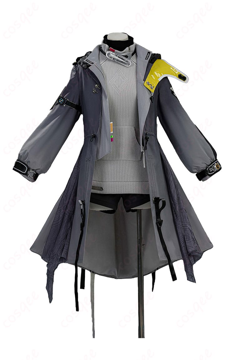 管理者(女性)コートスタイルの正面全身カット