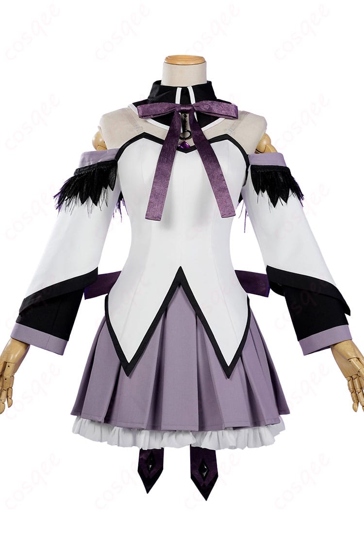 暁美ほむら 魔法少女衣装の正面ビュー、トップスのシルエットとスカートのAラインが見える商品写真