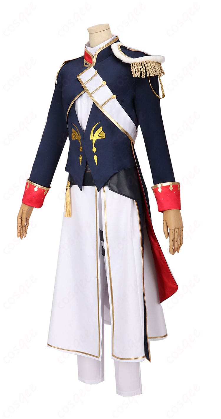 ローレン・イロアス 共通衣装コスプレの側面。コートの落ち感と太もも飾りの位置関係、ラインの見え方が分かる角度。