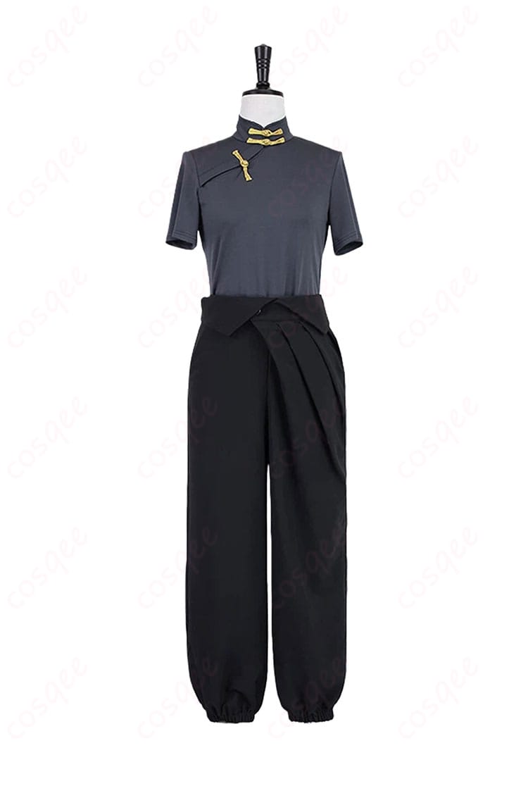 半袖トップスの質感ディテール。薄手生地の軽さとステッチの整いが分かる近接カット