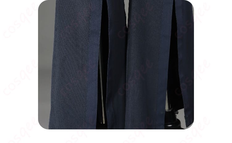 パンツ裾ディテール｜椎名立希コスプレのシルエット確認用クローズアップ