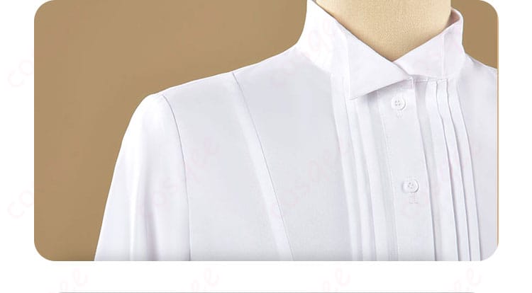 エスカノール コスプレ衣装 シャツ部分の生地感と縫製ディテール。表面感とステッチの様子。