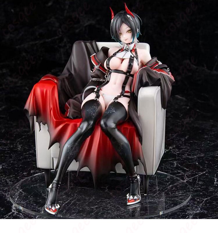 アズールレーン ウルリッヒ・フォン・フッテン 通常衣装のコスプレ衣装 正面全身。鉄血らしい黒×赤コートとレザーレオタードの高再現セット。