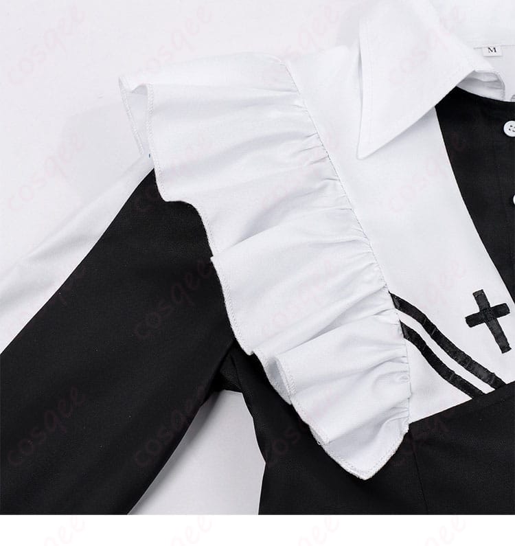 幽鬼 メイド服コスプレの肩周りディテール。肩フリルが世界観を引き立てるデザイン。