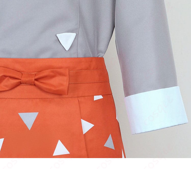 グリ コスプレ衣装の頭部アクセント（ヘッド周り）ディテール。全体バランスを整える小物配置。