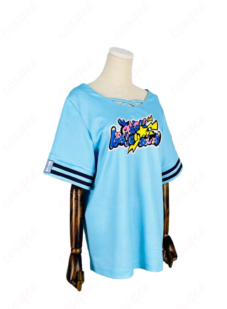 ホロライブ 水宮枢 Tシャツ私服コスプレ 右側シルエット。軽やかな生地感と普段使いしやすい落ち感の側面ビュー