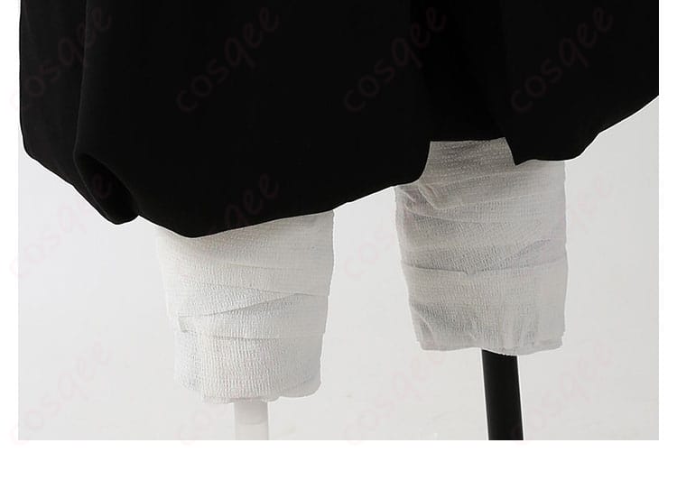 伊黒小芭内コスプレ ボトム（パンツ）裾デザインのクローズアップ。シルエットの締まりを表現