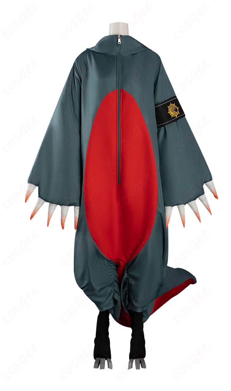 ギータの怪獣風コスプレ衣装 正面。角付きフードと高コントラスト配色の全体シルエットを確認できる画像。