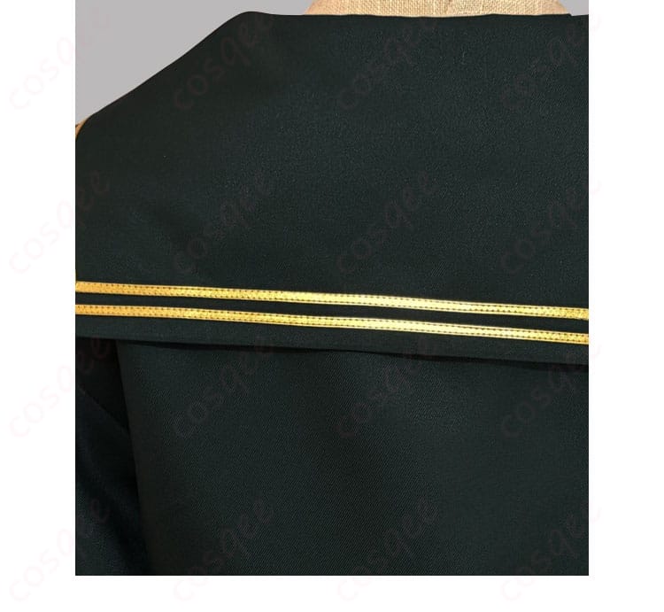 デッドアカウント 漆栖川希詠 コスプレ衣装の背面ショルダーまわり装飾。動きに合わせて見栄えするディテールを再現。