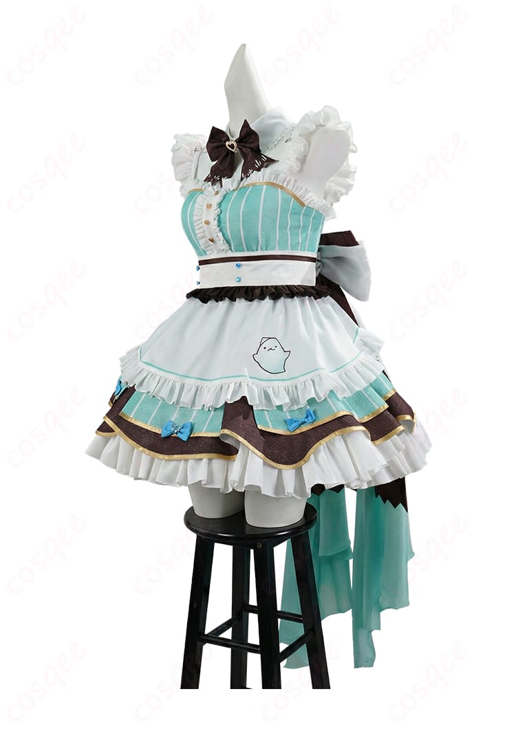 ミント・ファントーム メイド服の側面シルエット。ウエストがすっきり見え、スカートがふんわり広がるラインでスタイル映え。