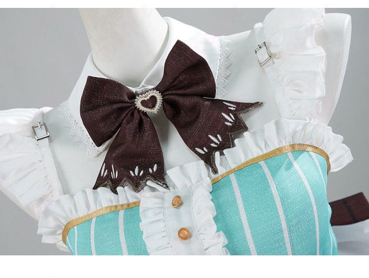 ミント・ファントーム メイド服の襟元ディテール。上品なつけ襟と可憐なラインでクラシカルな雰囲気を演出。