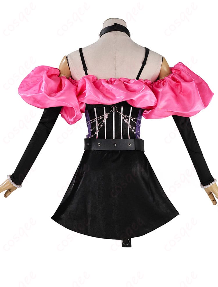 ホロライブ 綺々羅々ヴィヴィ ステージ衣装2025 背面デザイン。リボンと装飾の配置まで丁寧に再現した後ろ姿。