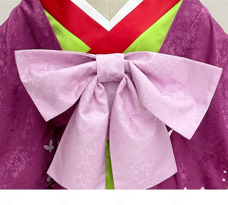 黒執事 藍猫 花魁風コスプレ衣装の腰封リボン装飾。女性らしいラインを強調するポイント。