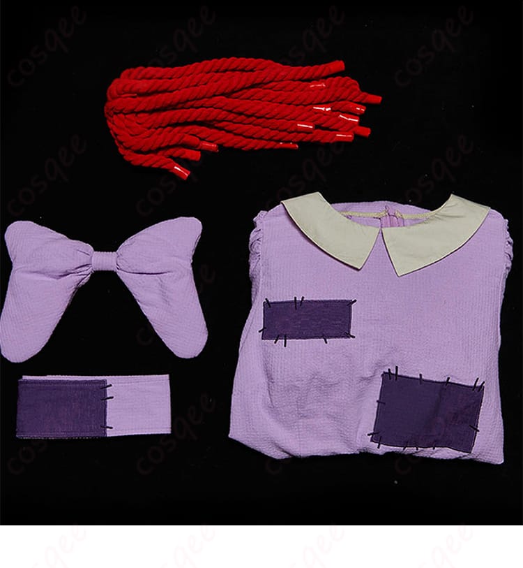 セット内容の平置き画像。ワンピース、帯、髪飾りの3点が揃ったコスプレ衣装