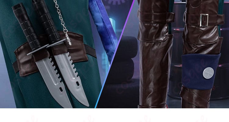 脚部装飾のディテール。レッグカバーと足首飾りのバランスで全身シルエットを引き締める。