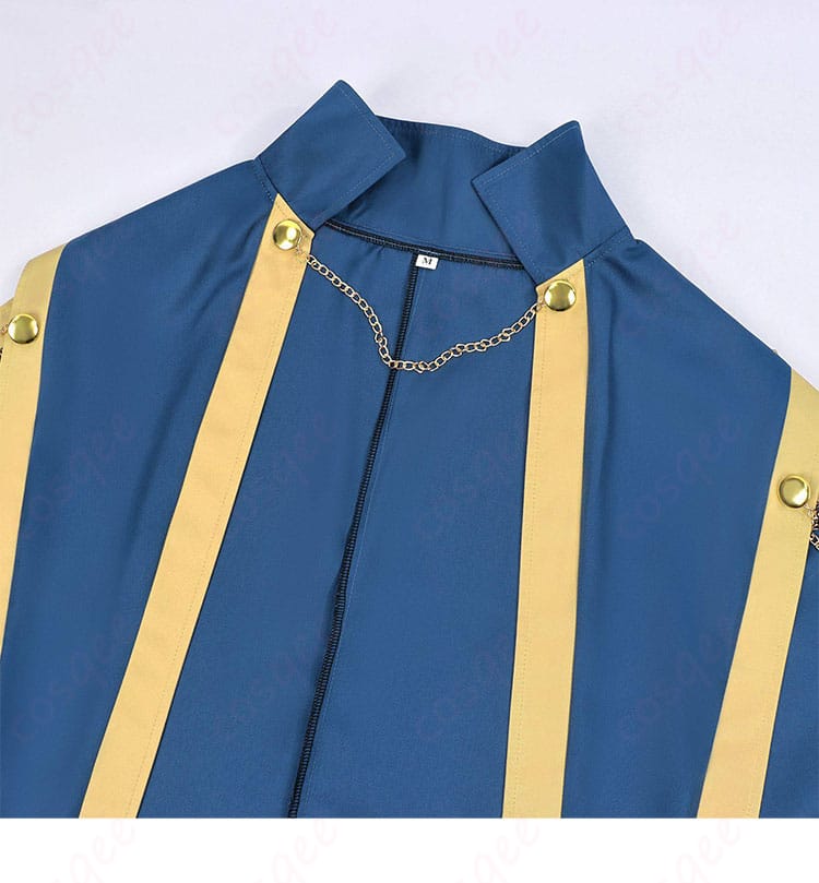 マント襟元のディテール。留まりの良い設計で首周りのラインがきれいに見える仕様。