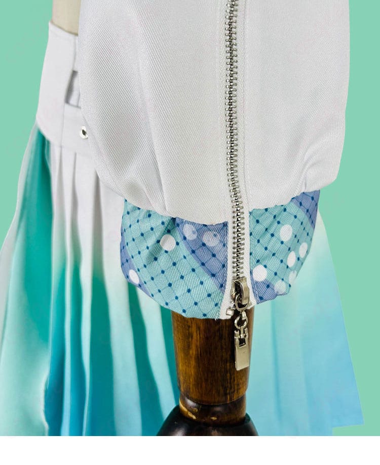 浅倉 透『つづく、』衣装の袖口ディテール。カフ部分の形状とステッチが分かる。