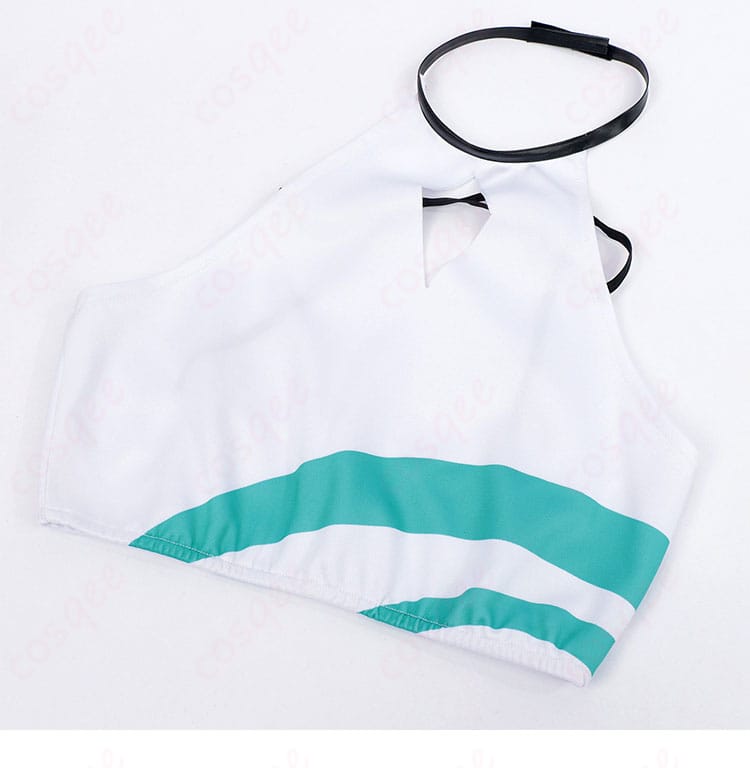 トップス装飾のクローズアップ。縁取りや飾りパーツなど、月見ヤチヨ衣装のディテールと縫製を確認できる。