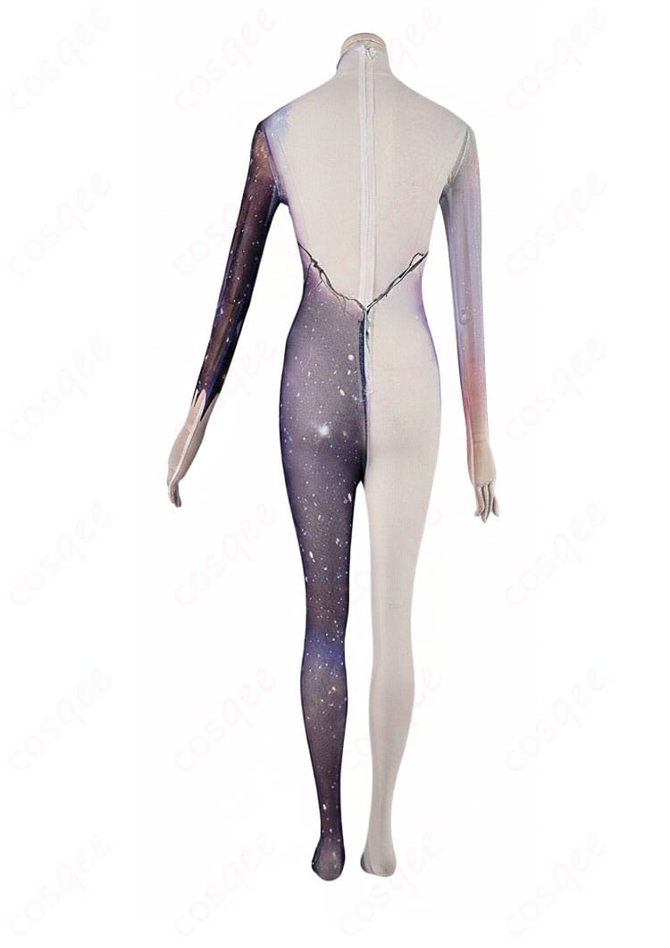 ナユタ「無為」コスプレの上半身アップ。胸元のカッティングとミニマルな装飾が見えるディテール