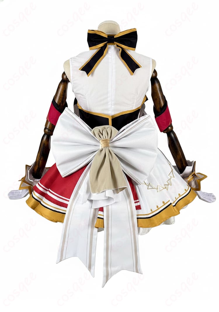 ホロライブ 百鬼あやめ アイドル衣装の背面全体。背部の蝶結びリボンとスカートの広がりを示す。