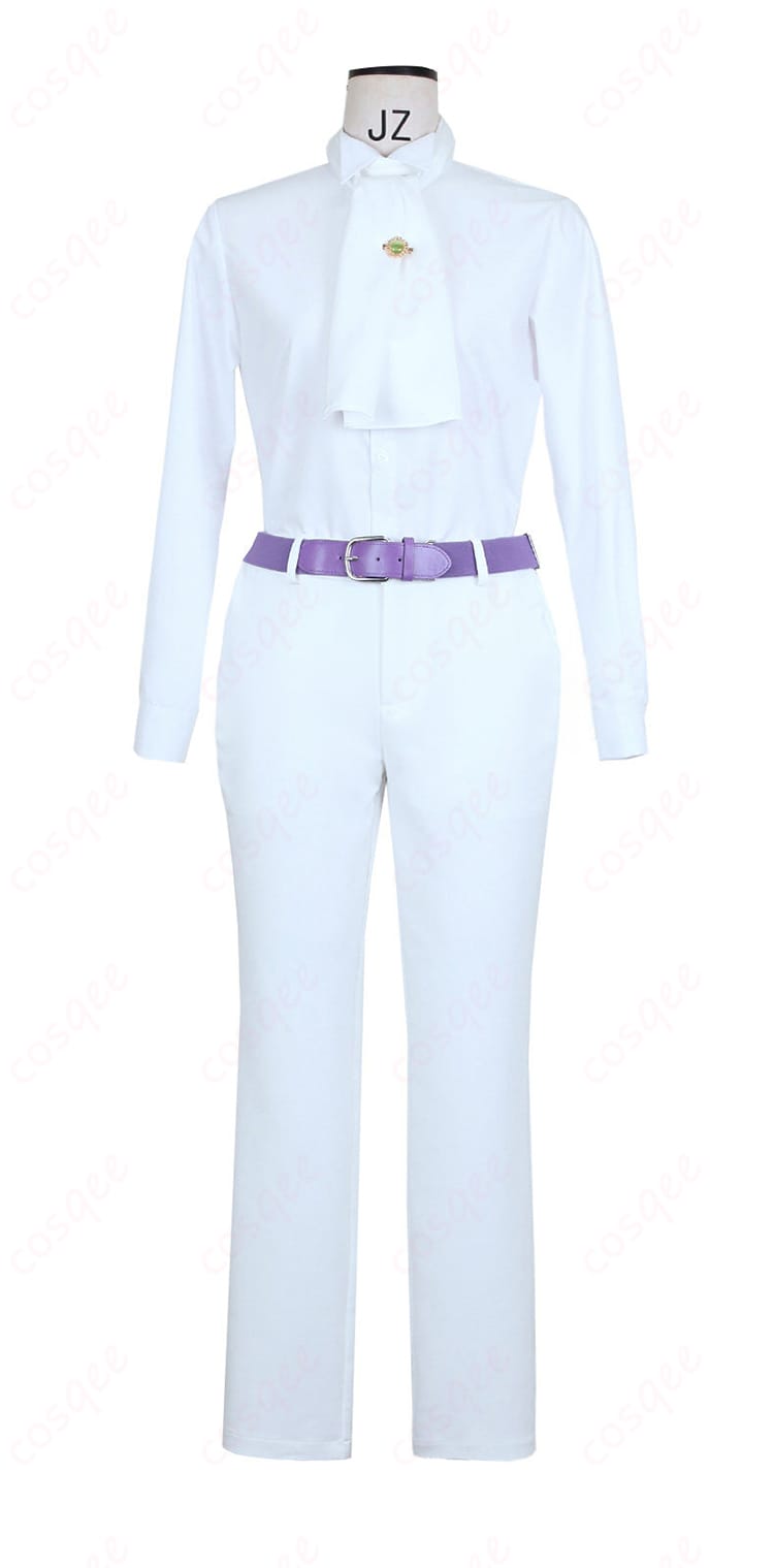 コート前身頃の装飾と配色を示す正面ディテール