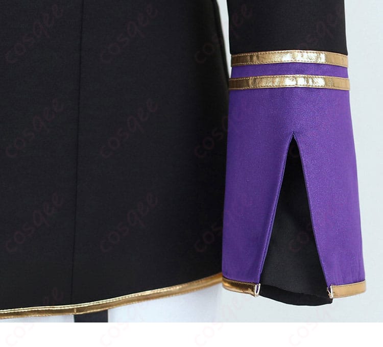 袖口装飾のボタンとカフス形状のディテール