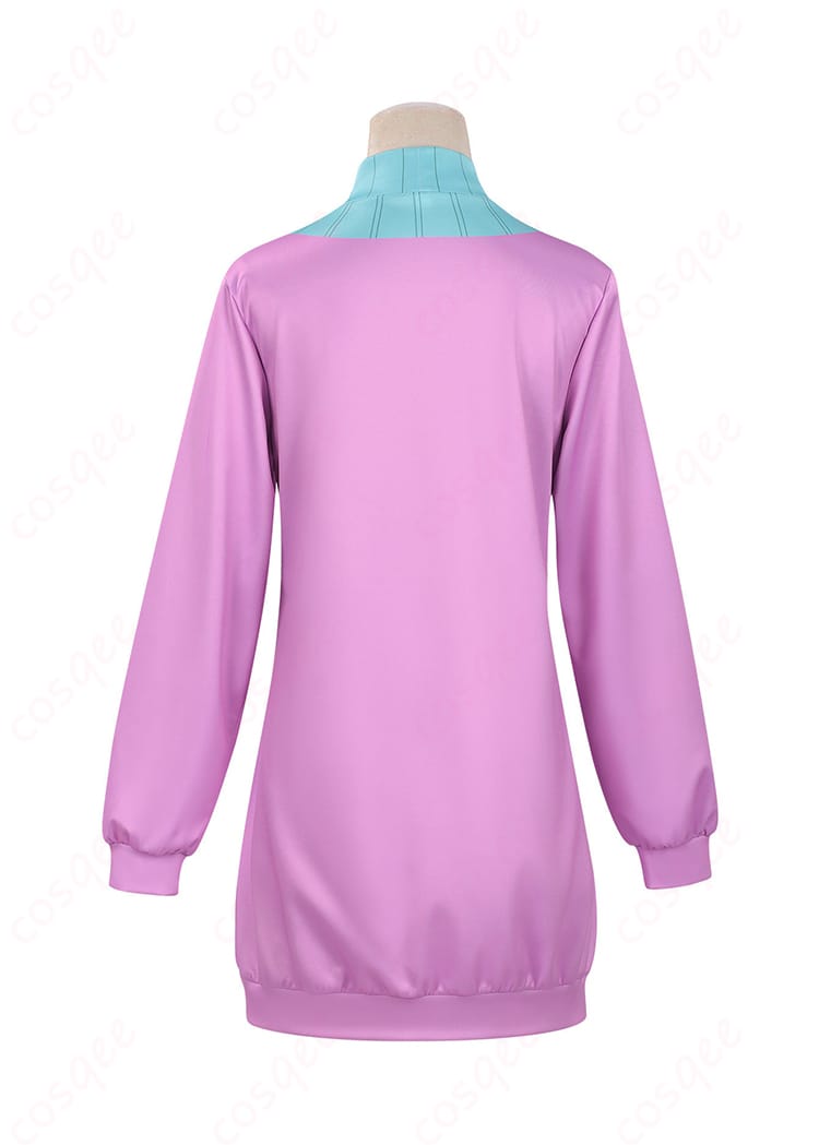 カヤ コスプレ衣装の背面全体画像。後ろ姿のシルエットと生地の落ち感が分かる。