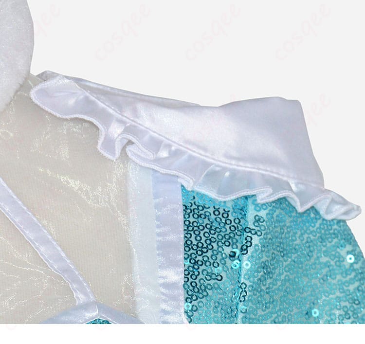 肩・袖の装飾とステッチワークのディテール画像