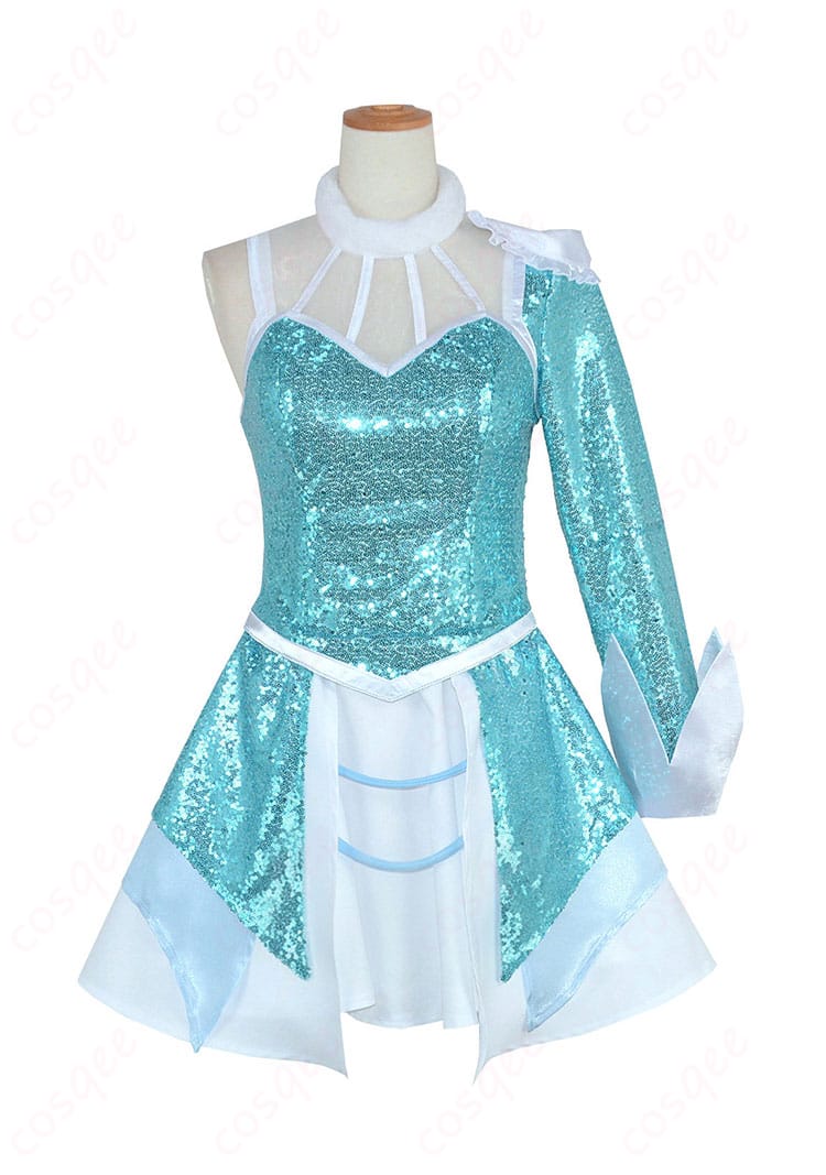 正面の装飾ディテール（胸元・リボン・切替）のクローズアップ