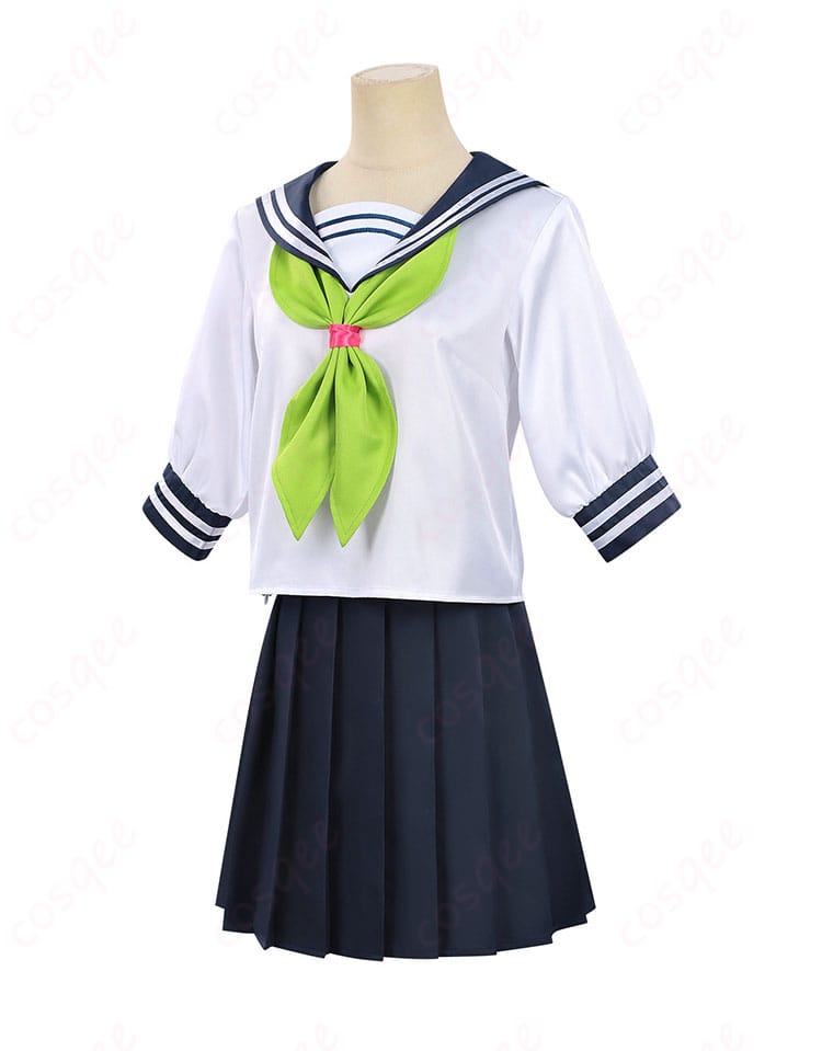 鈴木みゆ 制服コスプレ トップスの側面シルエット