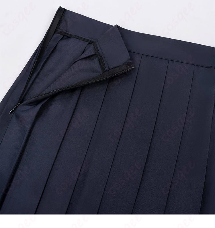 鈴木みゆ 制服コスプレ 裾まわりのディテールアップ