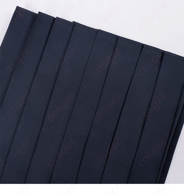 鈴木みゆ 制服コスプレ プリーツスカート装飾のアップ