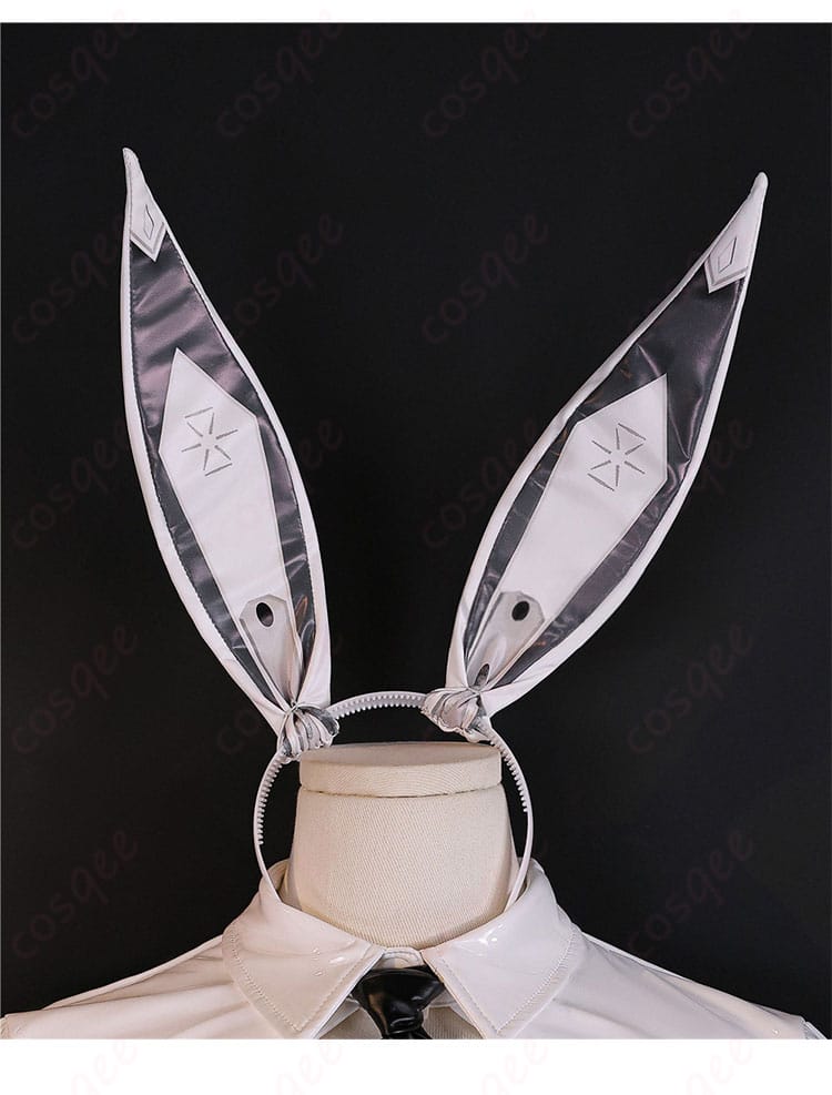 うさ耳カチューシャの質感と取り付け部のアップ画像