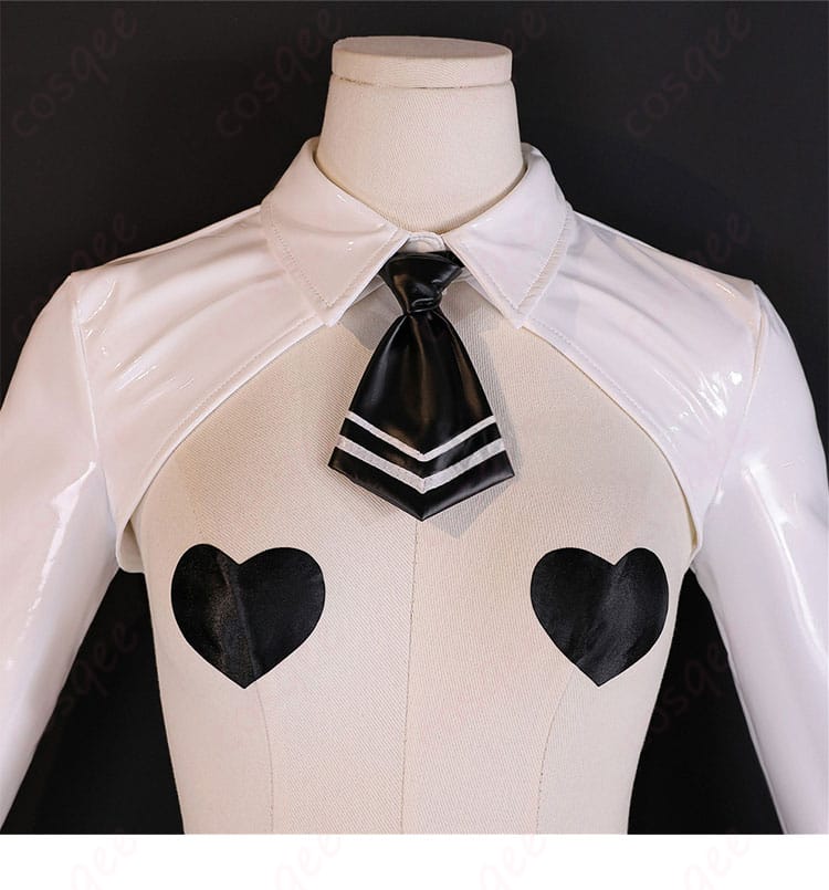 トップス部分の装飾と素材切り替えを示すアップ画像