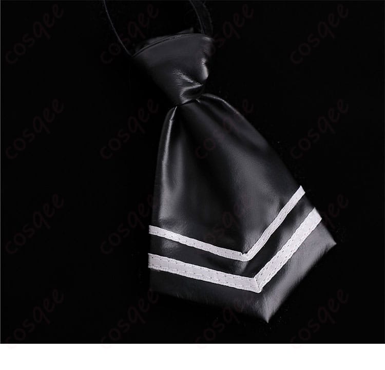 黒色ネクタイの質感と結び目ディテールがわかる画像