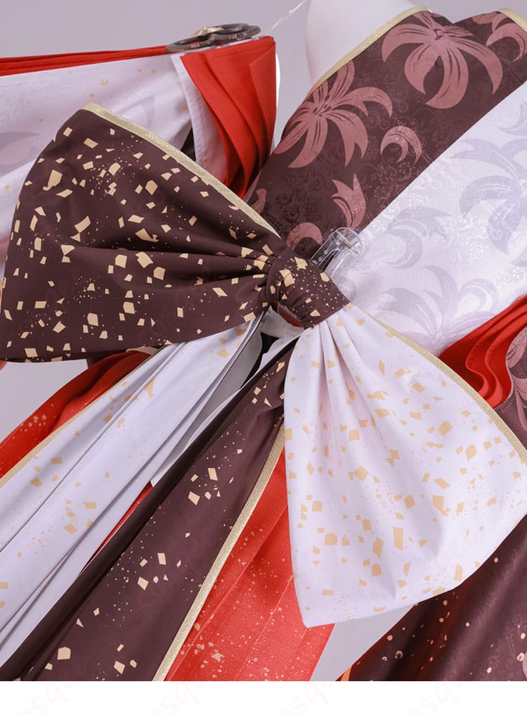 百鬼あやめ衣装の背面裾ディテール。レイヤーの重なり