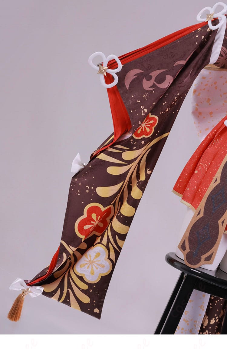 百鬼あやめ衣装の右袖と袖口装飾ディテールのアップ