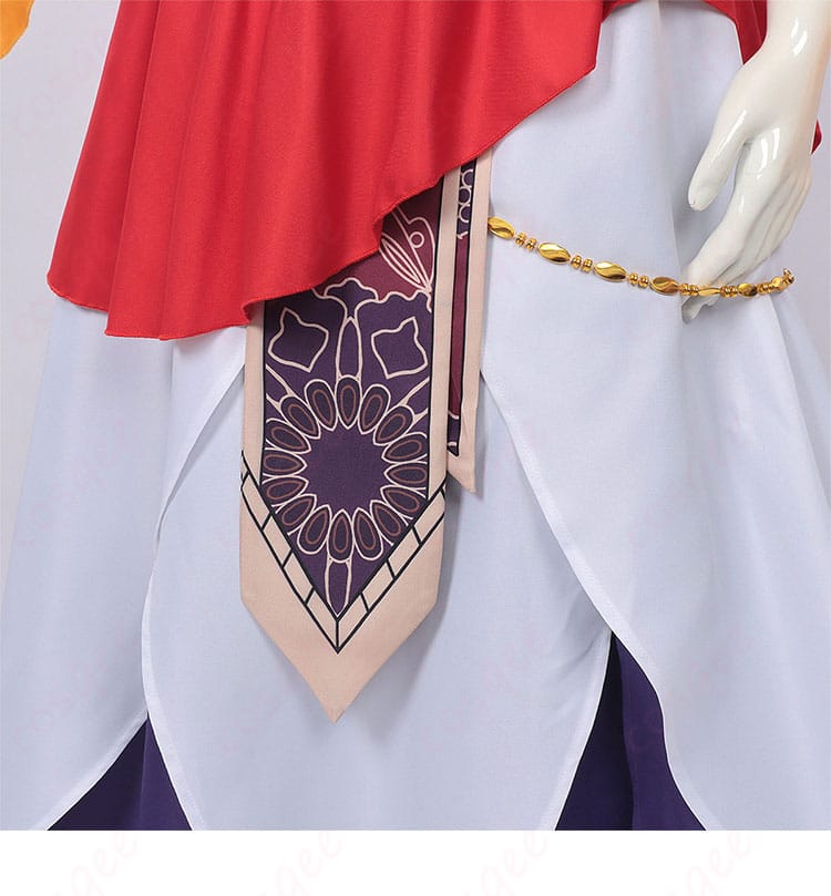 各部装飾の近接ディテール。素材の発色と金具の質感を見せる