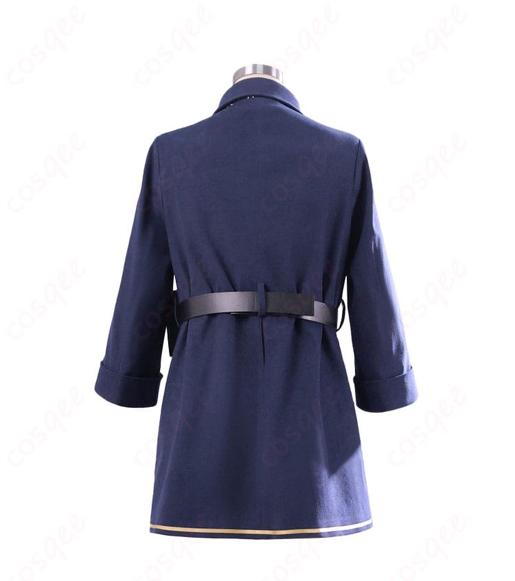 VTuber風トビネズミ鉄道制服コスプレの背面全体。尻尾と背面装飾の見え方