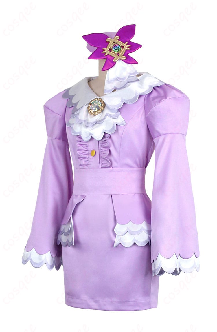 ユカリ衣装の側面全体像。ウエストラインと裾のフレア感