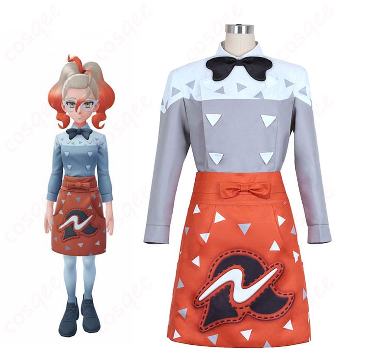 モデル着用のメイド風コスプレ一式。ポケットモンスターの世界観に合う清楚な配色とエプロンが特徴