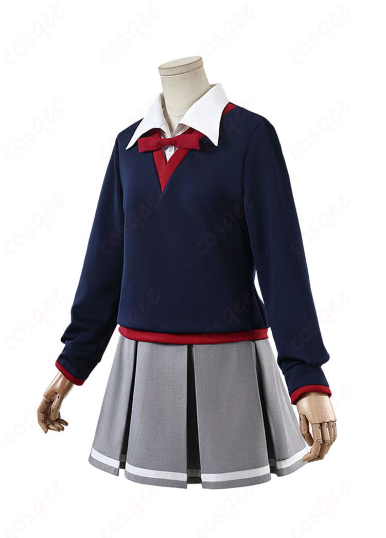 沙条綾香 学園制服コスプレ 衣装の側面シルエットとライン