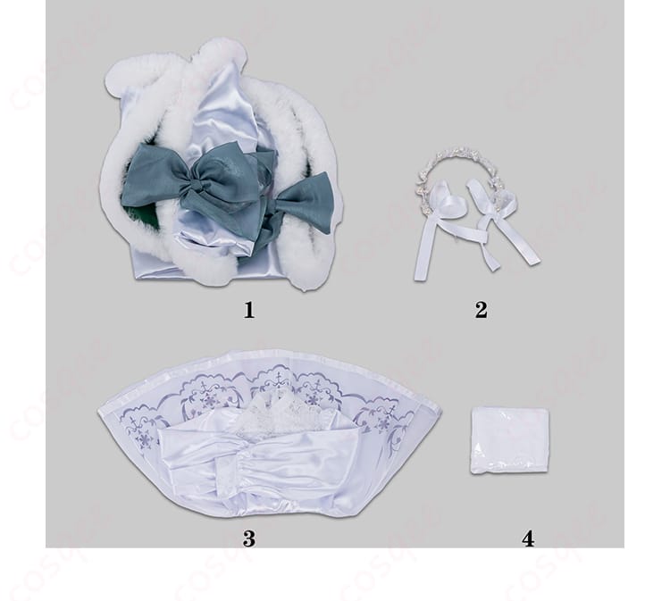 セット内容の平置き一覧。マント、カチューシャ、ワンピース、靴下の4点が揃う構成
