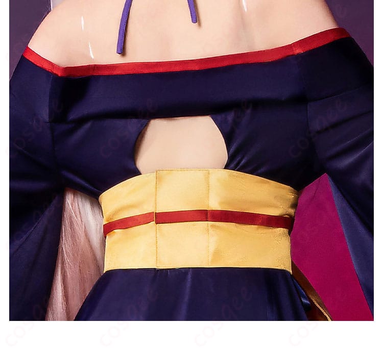 コルセットベルトの装飾とステッチディテール