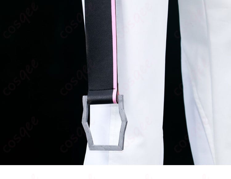 腰の紐・系帯の結びと固定ディテール。撮影時のズレ防止仕様を示す。