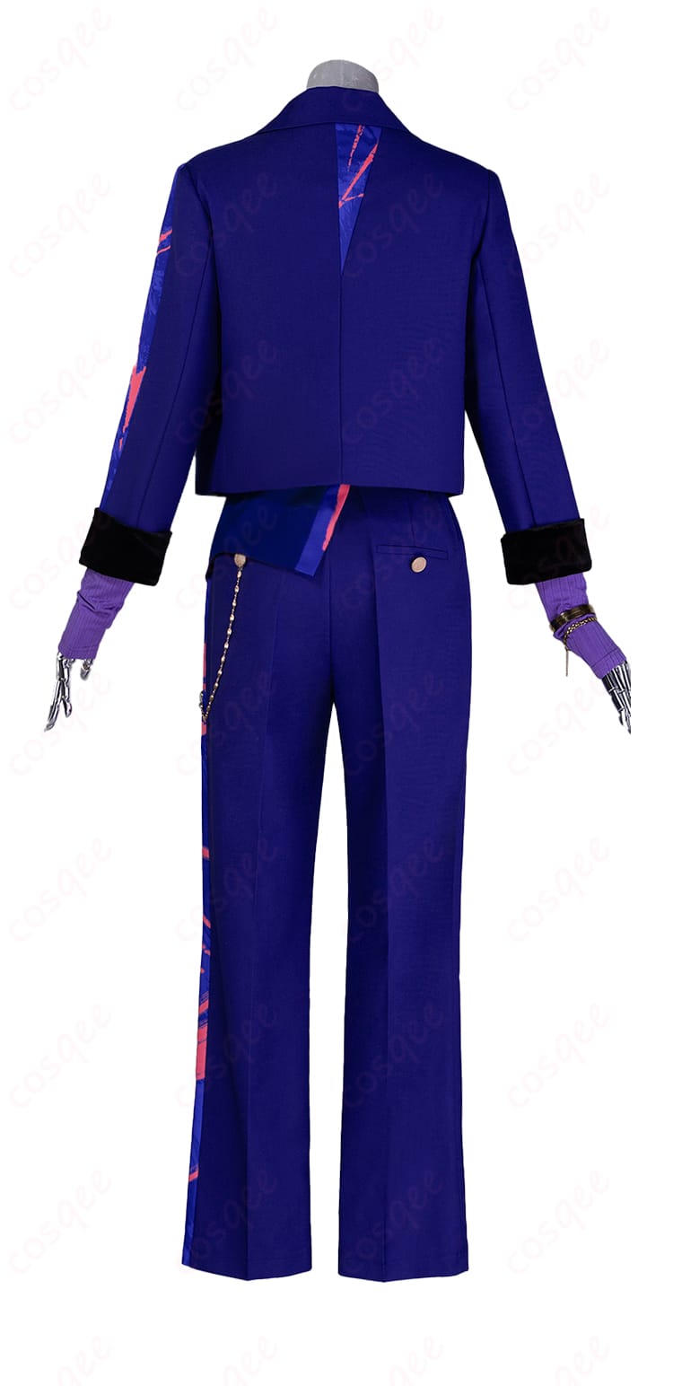 天馬司ライブ衣装の背面。コートの背中ラインと腰布の配置、背面ファスナー位置を示す。