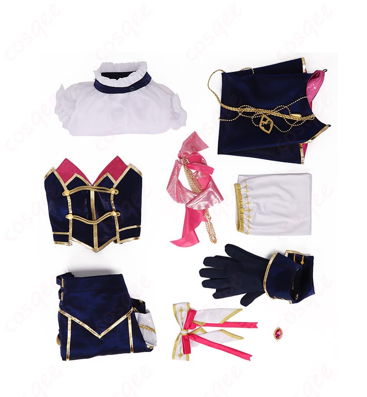 倉持めると Idios共通衣装セット内容の並び。マント、シャツ、ショートパンツ、ビスチェ、手袋、太もも飾り、靴下、髪飾り