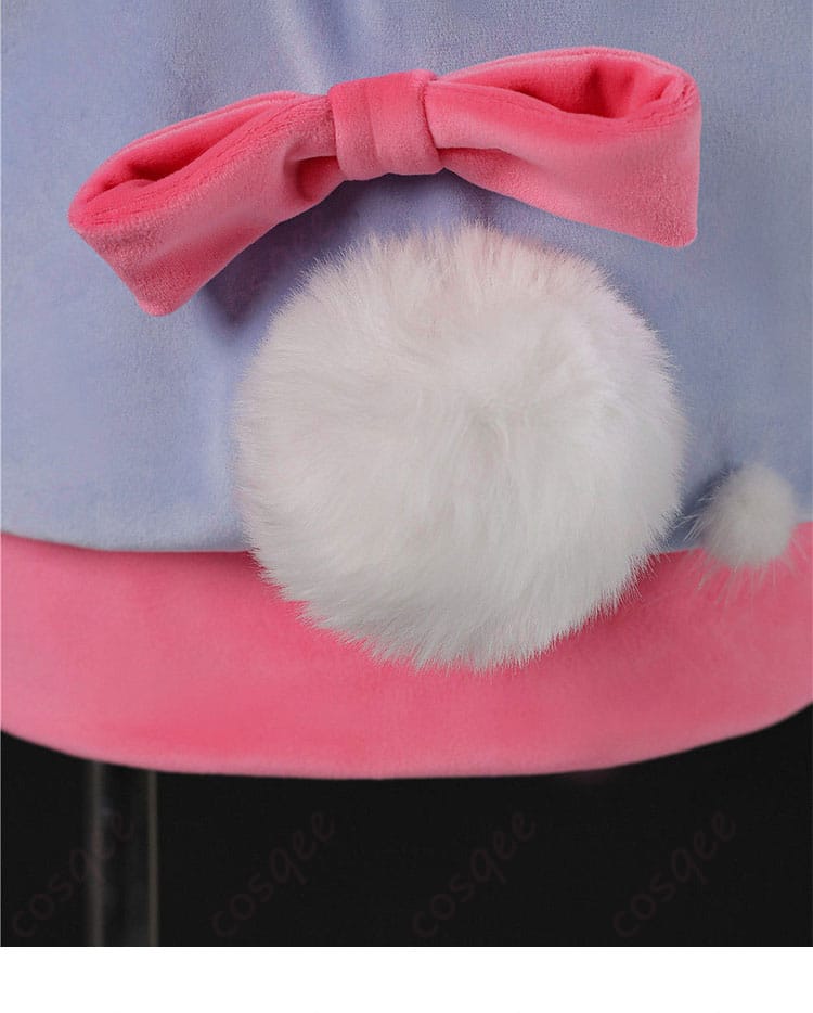 背面の尾飾りディテール(うさぎ尾風)と位置関係